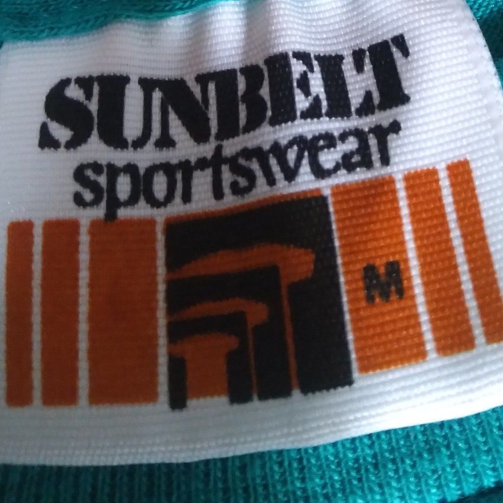 Vintage Pacific Elite Gymnastics Graphic T-Shirt - Picture 7 of 8